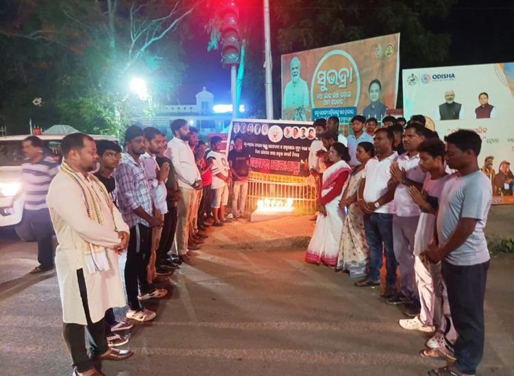Odishakhabar:Candel-rally-of-youth-congress