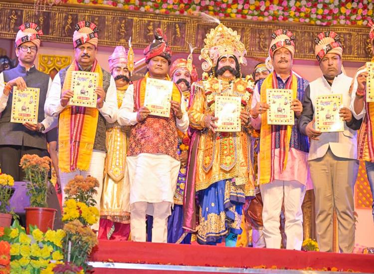 Odishakhabar:Cm-attend-bargah-mahotsav