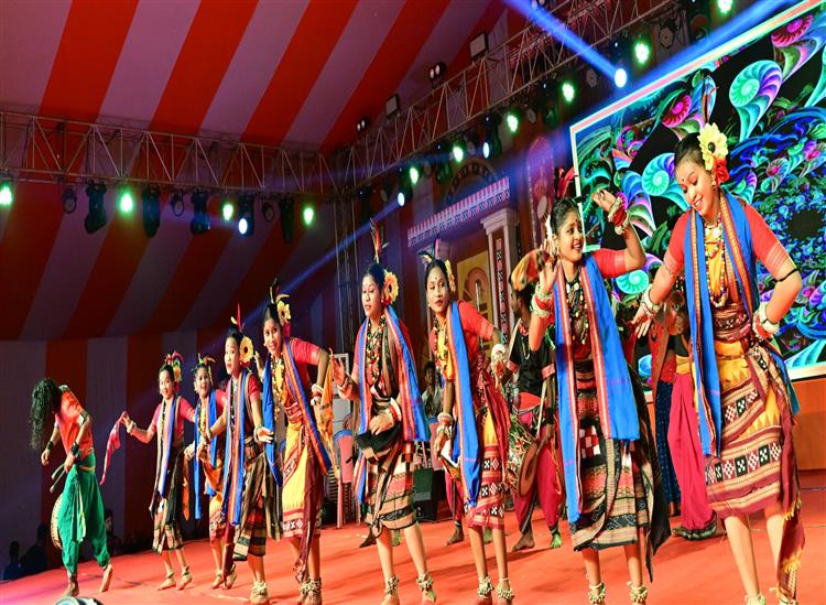 Odishakhabar:Cm-on-rangabati-pogm