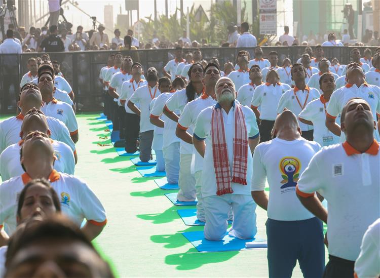 Odishakhabar:International-yoga-day-in-modi