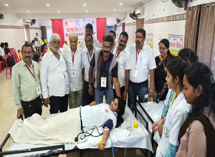 Odishakhabar:Mega-blood-donation-camp-by-kdtbs