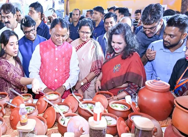 Odishakhabar:Pakhal-get-ginuss-world-of-records